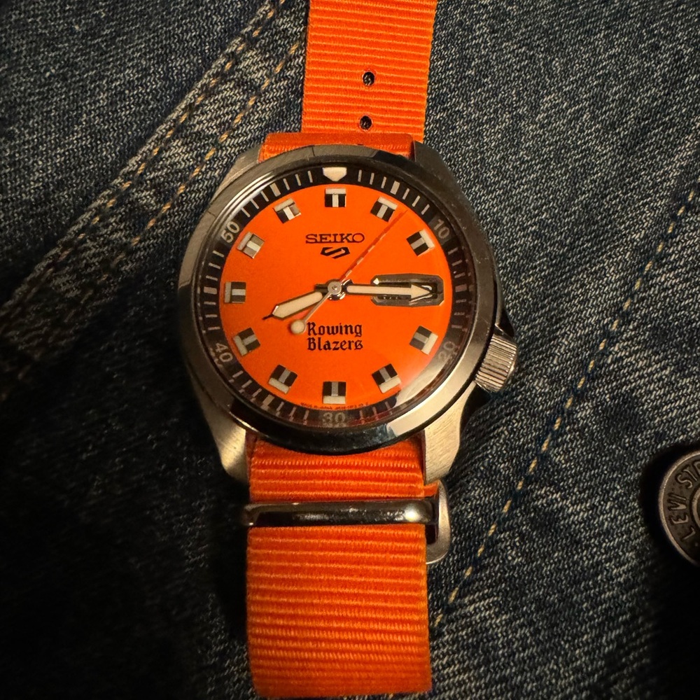 Seiko 5 x rowing Blazers orange automatic day date watch.